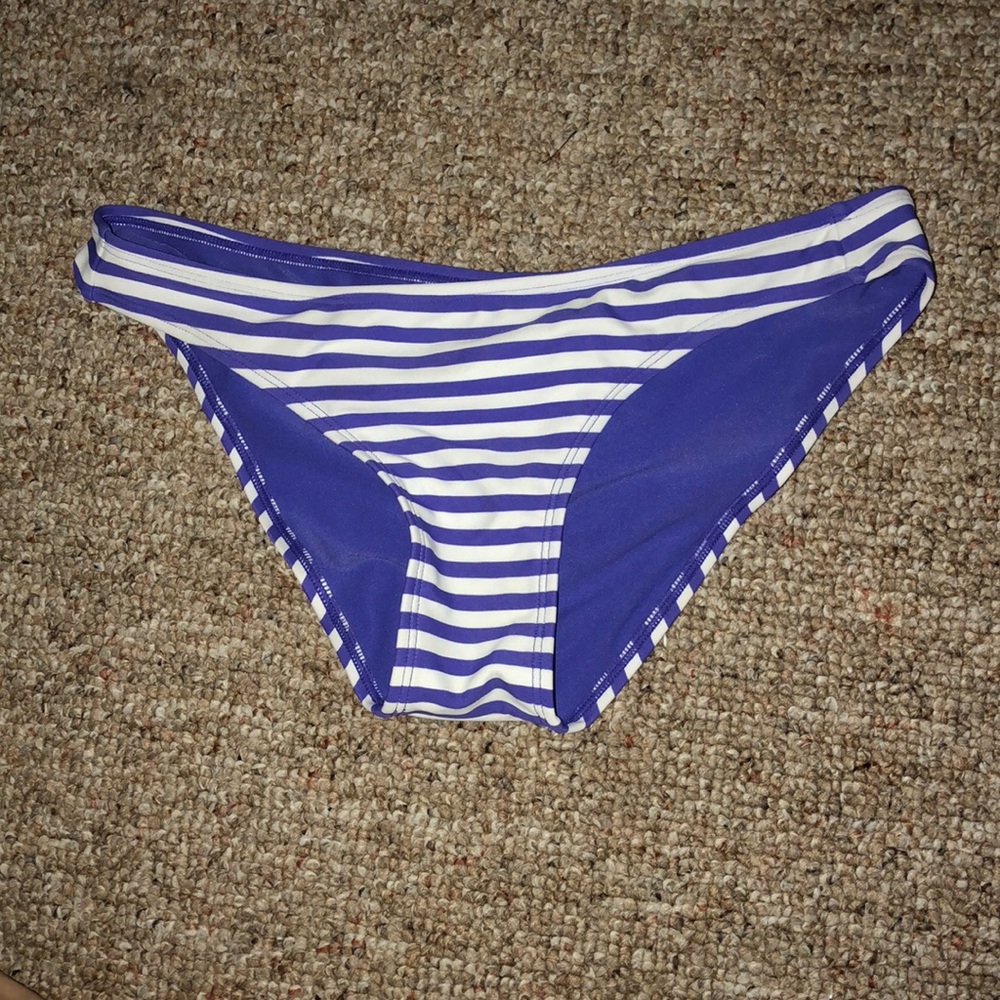 Purple stripped bathing suit bottoms